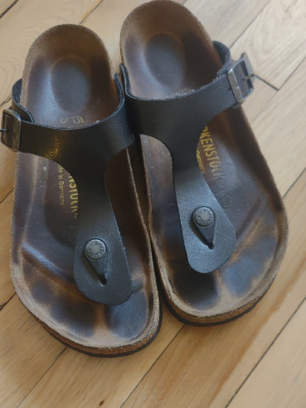 Birkenstock Black Kids Toe-Post Sandals with Buckle - Picture 6 of 11